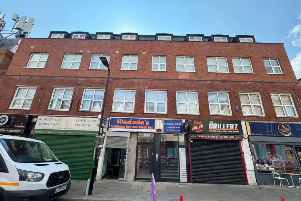 apartment in west ealing